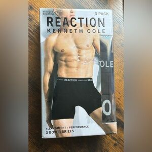 Kenneth Cole Reaction Men's Black Boxer Briefs
